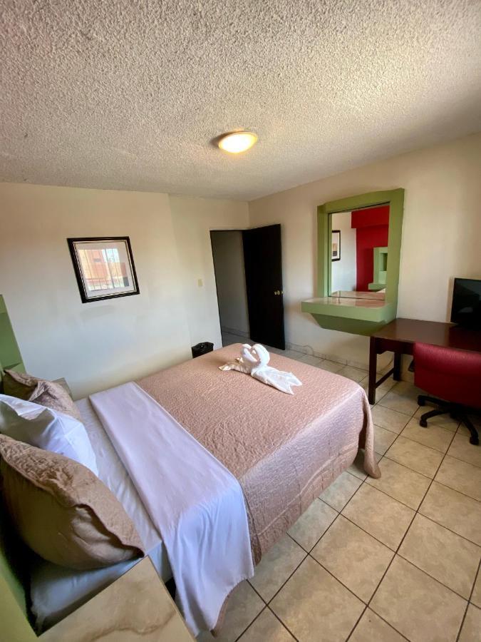 Hotel Los Altos Tijuana Buitenkant foto