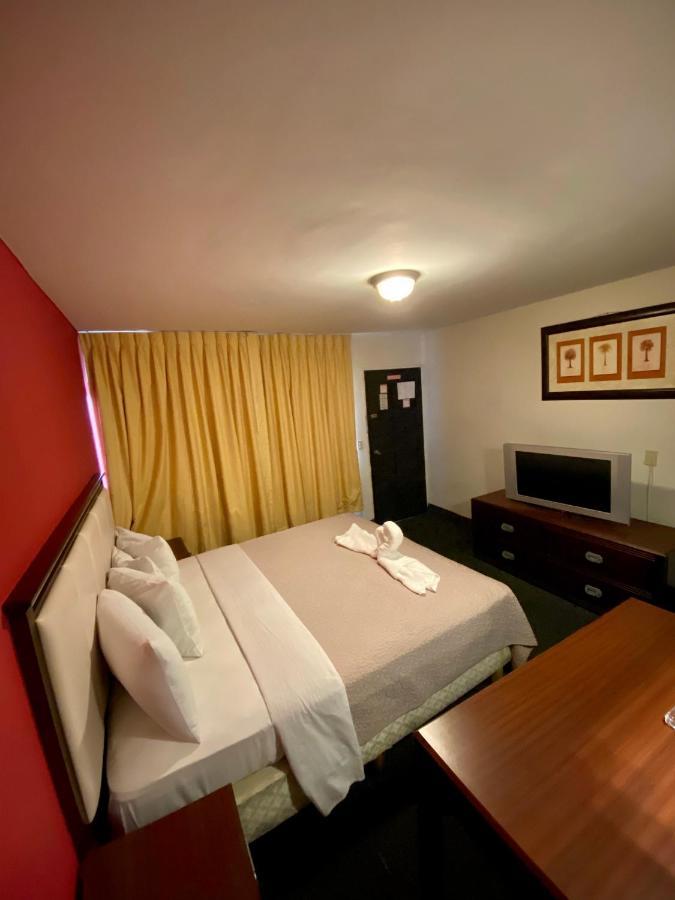 Hotel Los Altos Tijuana Buitenkant foto
